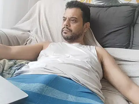 HornyBeachBoyBR online show from 09/19/25, 01:15