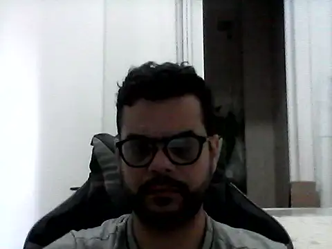 HornyBeachBoyBR online show from 06/27/26, 02:45