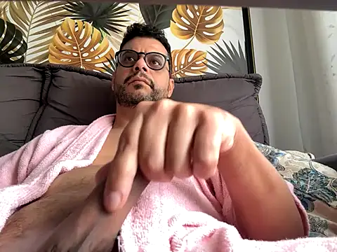 HornyBeachBoyBR online show from 06/11/26, 01:30