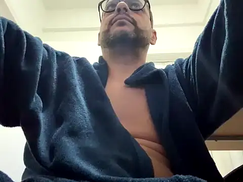 HornyBeachBoyBR online show from 07/17/26, 02:36