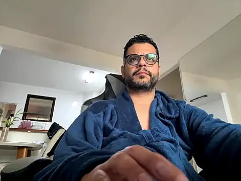HornyBeachBoyBR online show from 06/20/26, 05:07