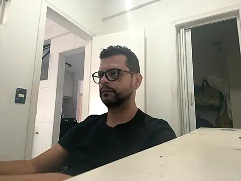 HornyBeachBoyBR online show from 06/10/26, 01:12