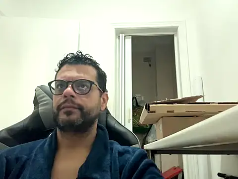 HornyBeachBoyBR online show from 07/09/26, 07:46
