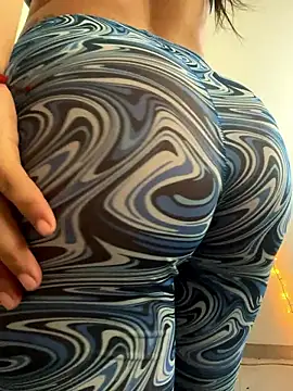 izanmiller2001 online show from 01/08/26, 08:26