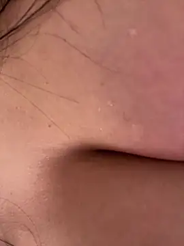 Snapshot of izanmiller2001 chatting on 12/01/25, 06:53 izanmiller2001 online show from 12/01/25, 06:53