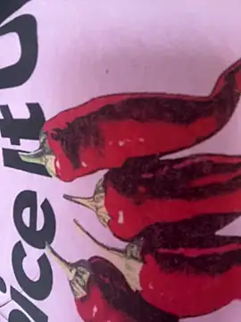 Snapshot of izanmiller2001 chatting on 11/17/25, 06:34 izanmiller2001 online show from 11/17/25, 06:34