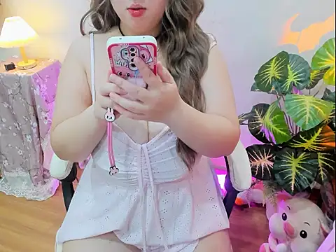 Snapshot of Anime901 chatting on 12/14/25, 10:32 Anime901 online show from 12/14/25, 10:32