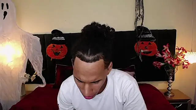 soft attraction online show from 10/29/25, 07:46