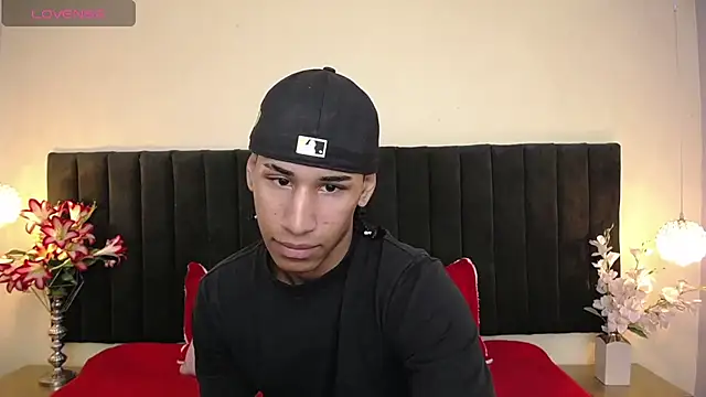 soft attraction online show from 03/21/26, 08:24