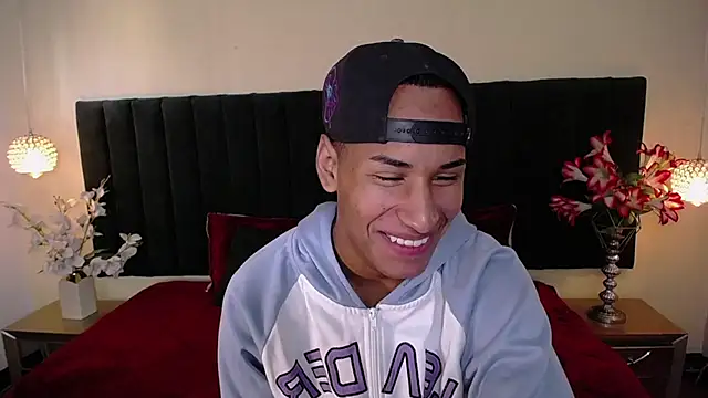 soft attraction online show from 11/07/25, 07:40