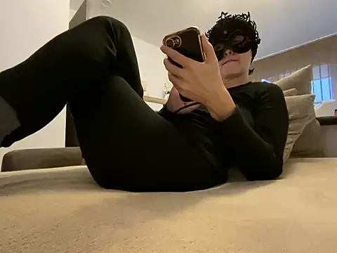 Marilou1983 online show from 02/09/26, 04:16