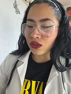 Sweet  Nurse1 online show from 05/27/26, 01:57