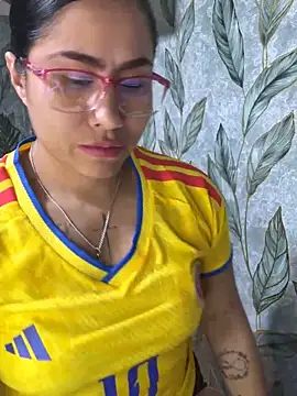 Snapshot of Sweet__Nurse1 chatting on 06/18/26, 02:32 Sweet Nurse1 online show from 06/18/26, 02:32