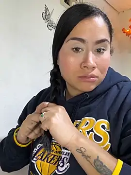 Snapshot of Sweet__Nurse1 chatting on 04/12/26, 05:05 Sweet Nurse1 online show from 04/12/26, 05:05