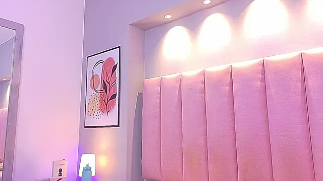 Snapshot of KeilyRoss chatting on 02/03/26, 08:25 KeilyRoss online show from 02/03/26, 08:25