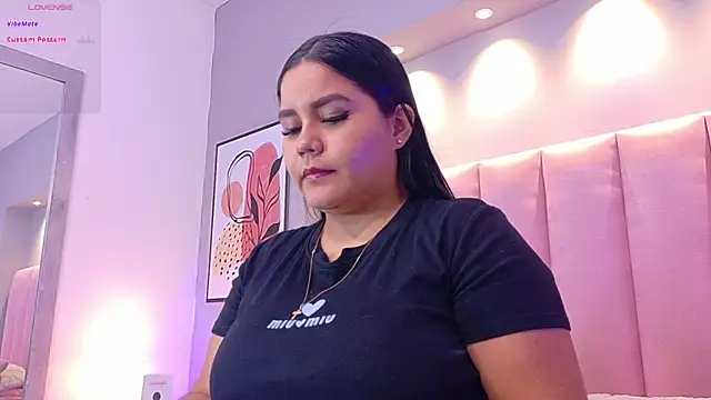 KeilyRoss online show from 10/24/25, 08:08