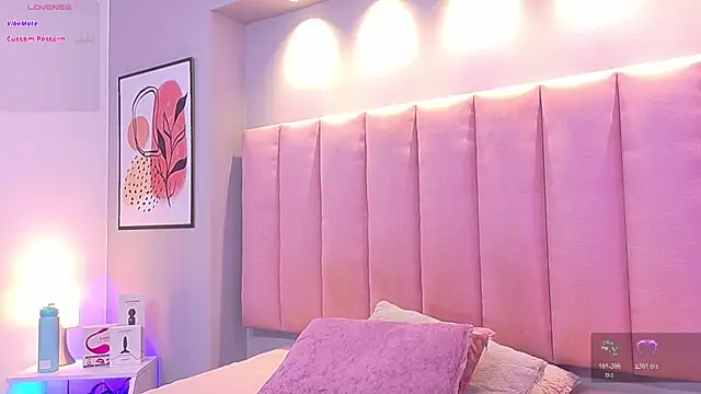 Snapshot of KeilyRoss chatting on 01/08/26, 08:37 KeilyRoss online show from 01/08/26, 08:37