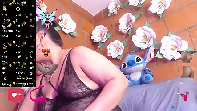 IngritBitch online show from 11/08/25, 02:53