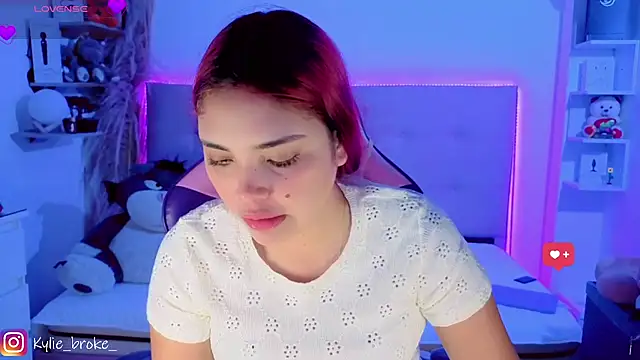Kylie brokee online show from 05/03/26, 09:07