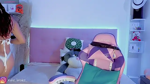 Kylie brokee online show from 03/04/26, 11:12