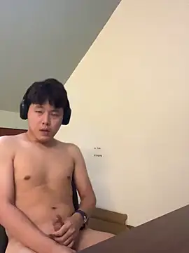 Snapshot of Joseph_99002 chatting on 12/14/24, 06:35 Joseph 99002 online show from 12/14/24, 06:35