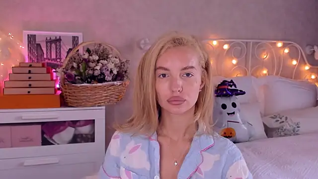 aestetick online show from 10/27/25, 05:08