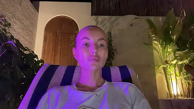 aestetick online show from 11/22/25, 12:48