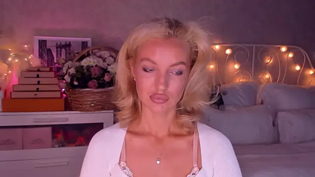 aestetick online show from 12/18/25, 09:25