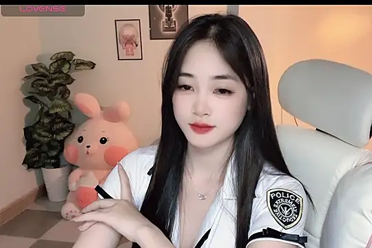  Aimy  online show from 11/16/25, 05:17