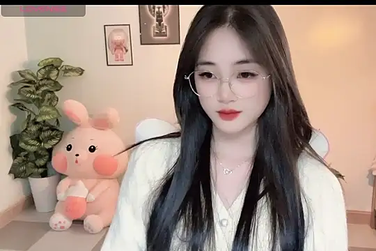  Aimy  online show from 11/19/25, 05:40