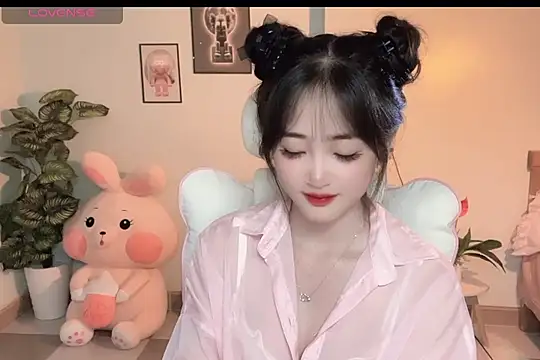  Aimy  online show from 10/17/25, 05:59