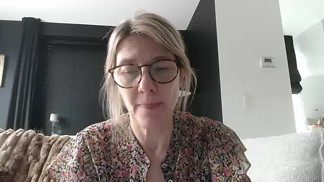 godinflower online show from 11/11/25, 12:11