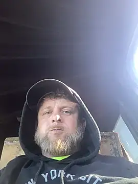 Snapshot of rocket8669 chatting on 02/02/26, 09:14 rocket8669 online show from 02/02/26, 09:14