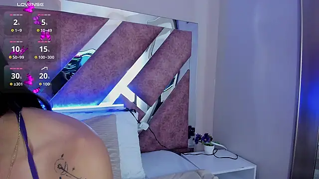 AmmyJones  online show from 11/05/25, 07:17