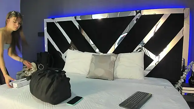 AmmyJones  online show from 01/14/26, 07:28