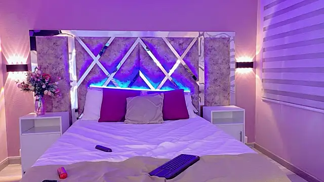 AmmyJones  online show from 04/12/26, 12:08