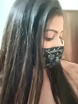 SANAYA ROY online show from 12/19/25, 10:06