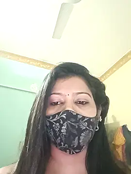 SANAYA ROY online show from 02/18/26, 08:33