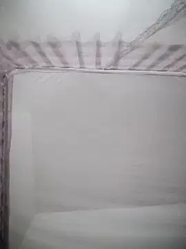 Snapshot of findagirlfriend chatting on 12/19/25, 03:36 findagirlfriend online show from 12/19/25, 03:36