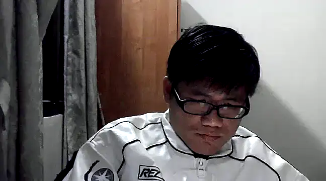 Snapshot of findagirlfriend chatting on 12/09/24, 01:45 findagirlfriend online show from 12/09/24, 01:45