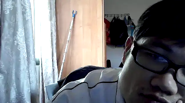 Snapshot of findagirlfriend chatting on 12/19/24, 09:29 findagirlfriend online show from 12/19/24, 09:29