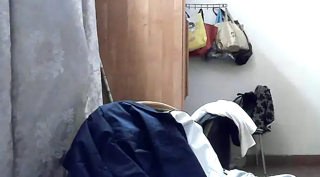 Snapshot of findagirlfriend chatting on 01/19/25, 04:25 findagirlfriend online show from 01/19/25, 04:25