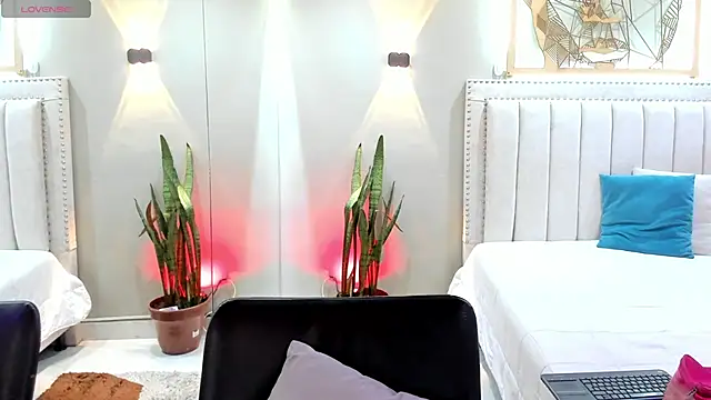 StefyGil  online show from 11/08/25, 01:36