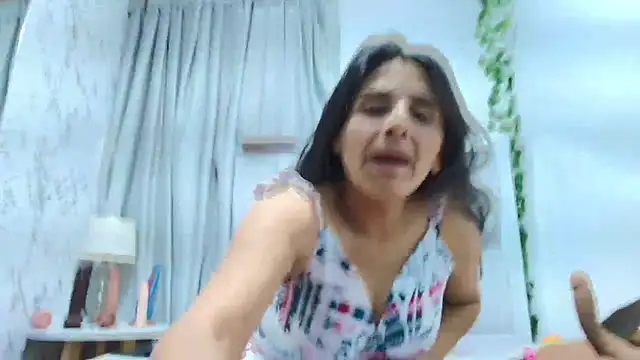  Marcela   online show from 10/21/25, 12:15