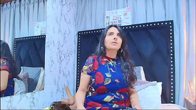 Snapshot of _Marcela__ chatting on 06/03/26, 11:33 Marcela online show from 06/03/26, 11:33
