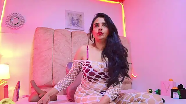  Marcela   online show from 04/16/26, 11:33