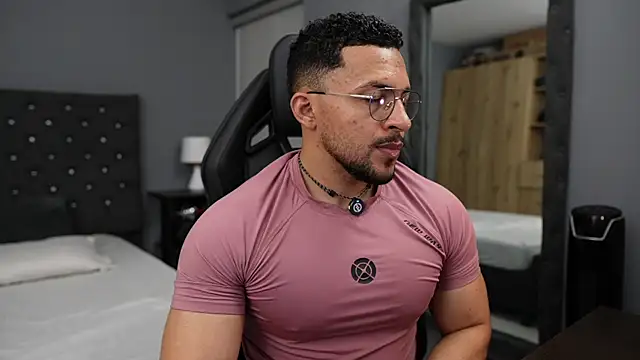 Martin Logan online show from 04/11/26, 11:08