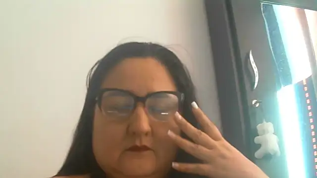 nanita1545 online show from 12/16/25, 08:46