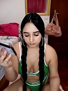 Juanamd1 online show from 02/25/25, 08:14