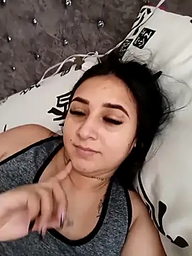 Juanamd1 online show from 10/30/25, 11:52